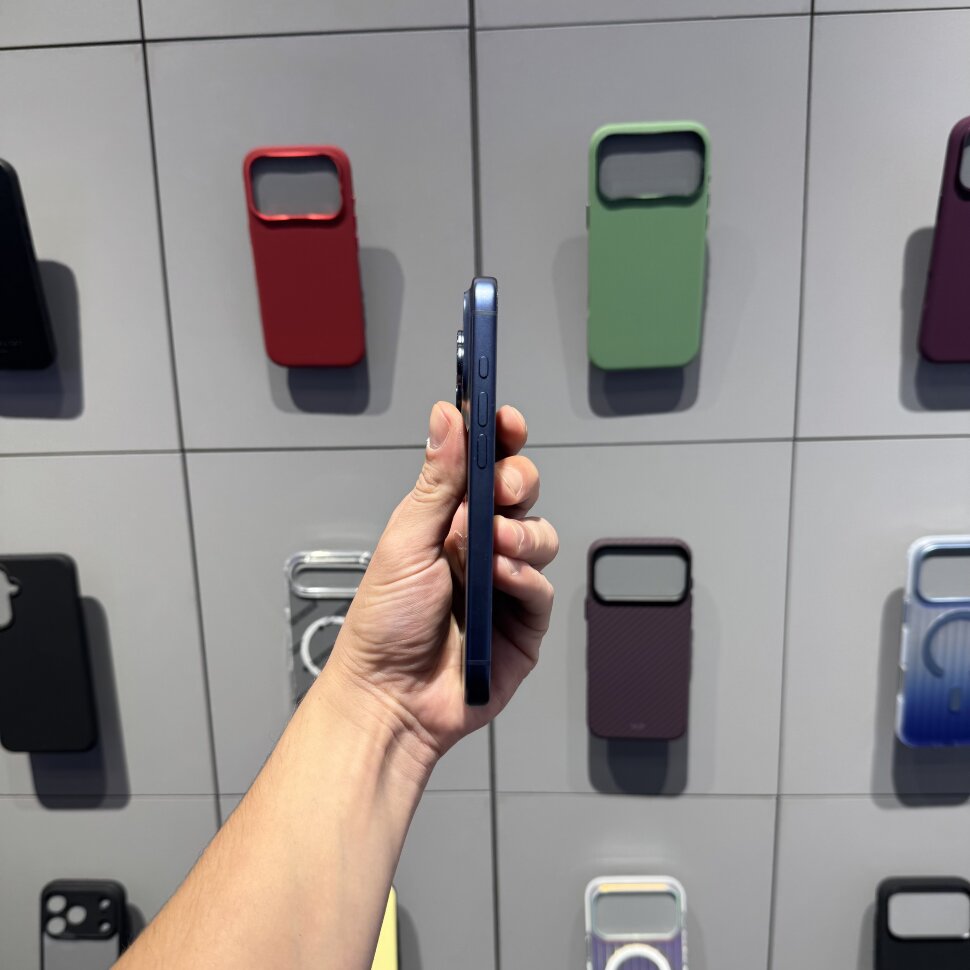 Смартфон Apple iPhone 17 Pro 512GB Синий (Deep Blue) eSim (Б/У) — фото 3