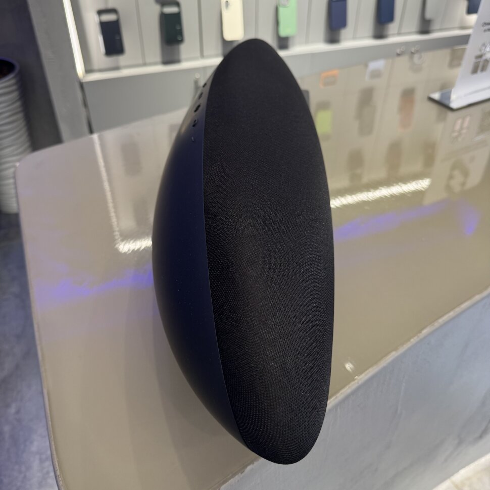 Портативная акустика Bowers & Wilkins Zeppelin Черный (Midnight Gray) (Б/У) — фото 3